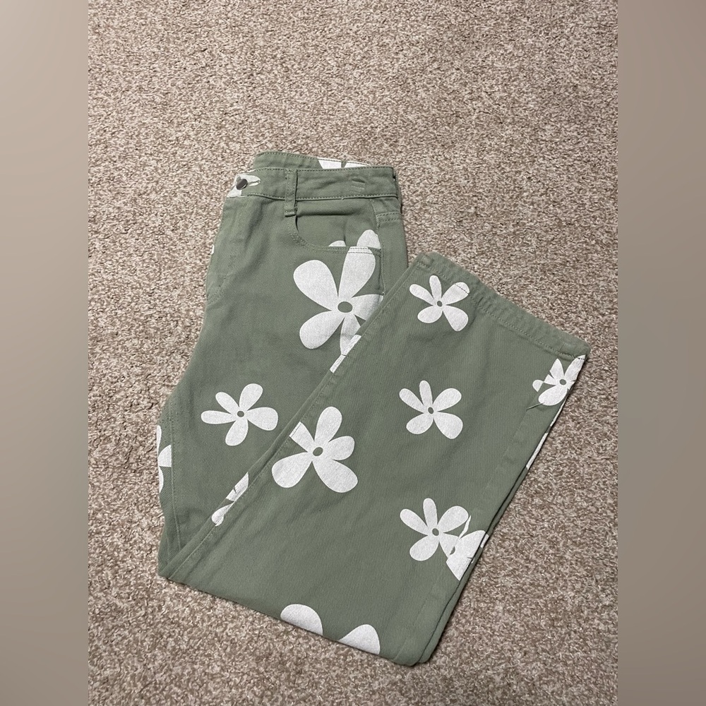 Shein Green and White High waisted floral jeans